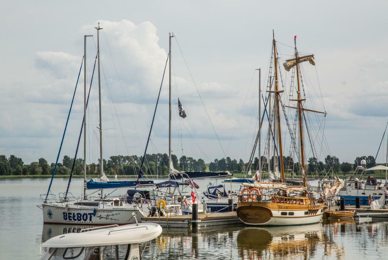 Gosciniec Rynski Mlyn Ryn  Eksteriør bilde
